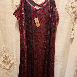 NATURAL LIFE Velvet Red and Black Vintage Patterned Maxi Dress- Size L- NWT